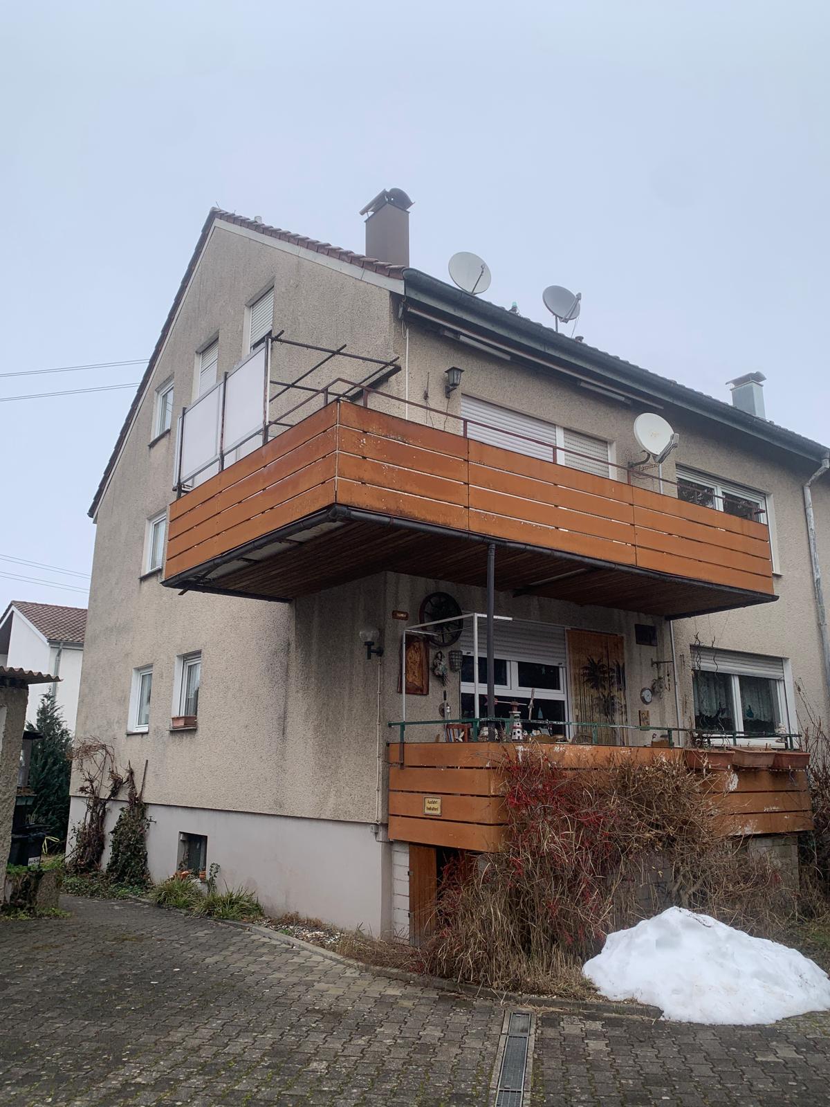 Wendlingen am Neckar - BJ: 1978, MFH mit 3 Einheiten ohne Stellplatzmöglichkeiten, Heizung: Öl Zentral Objekt in Wendlingen
